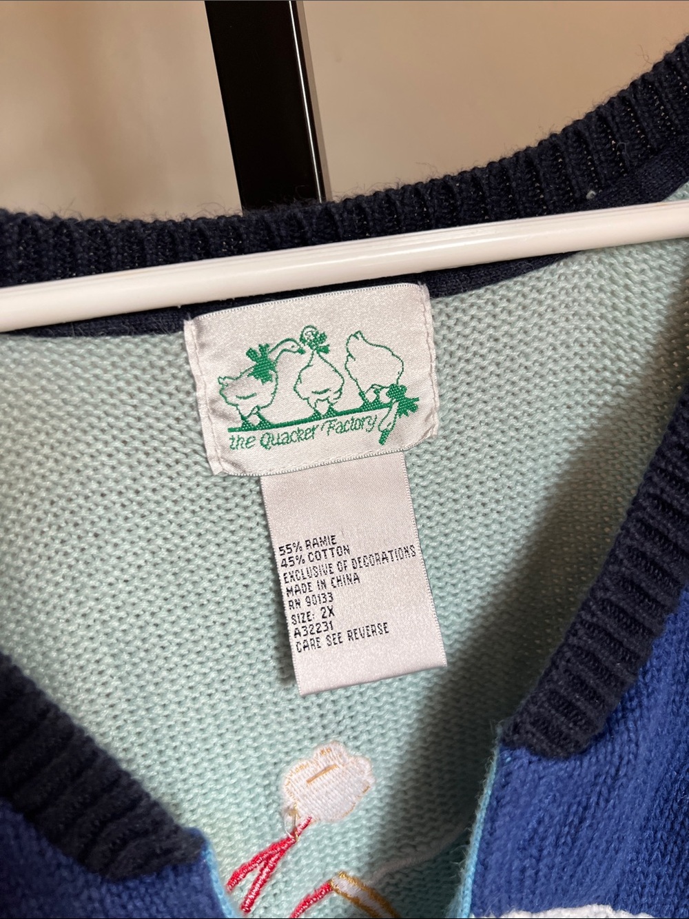 The Quacker Factory Christmas Winter Snowman Scene Cardigan 2X - Picture 6 of 9